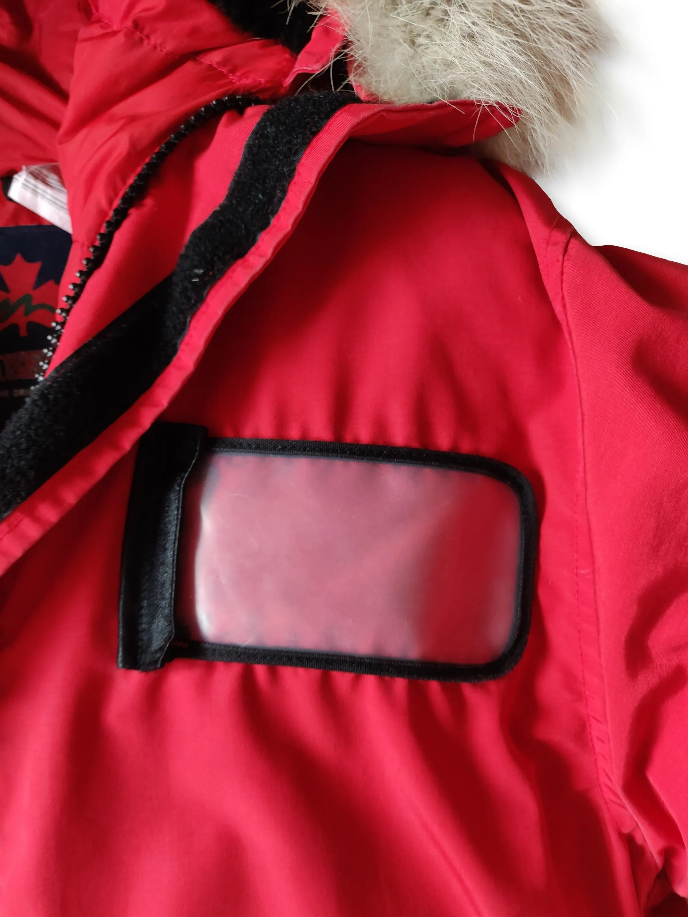 1986 red Canada Goose X Museum Heli Arctic coat