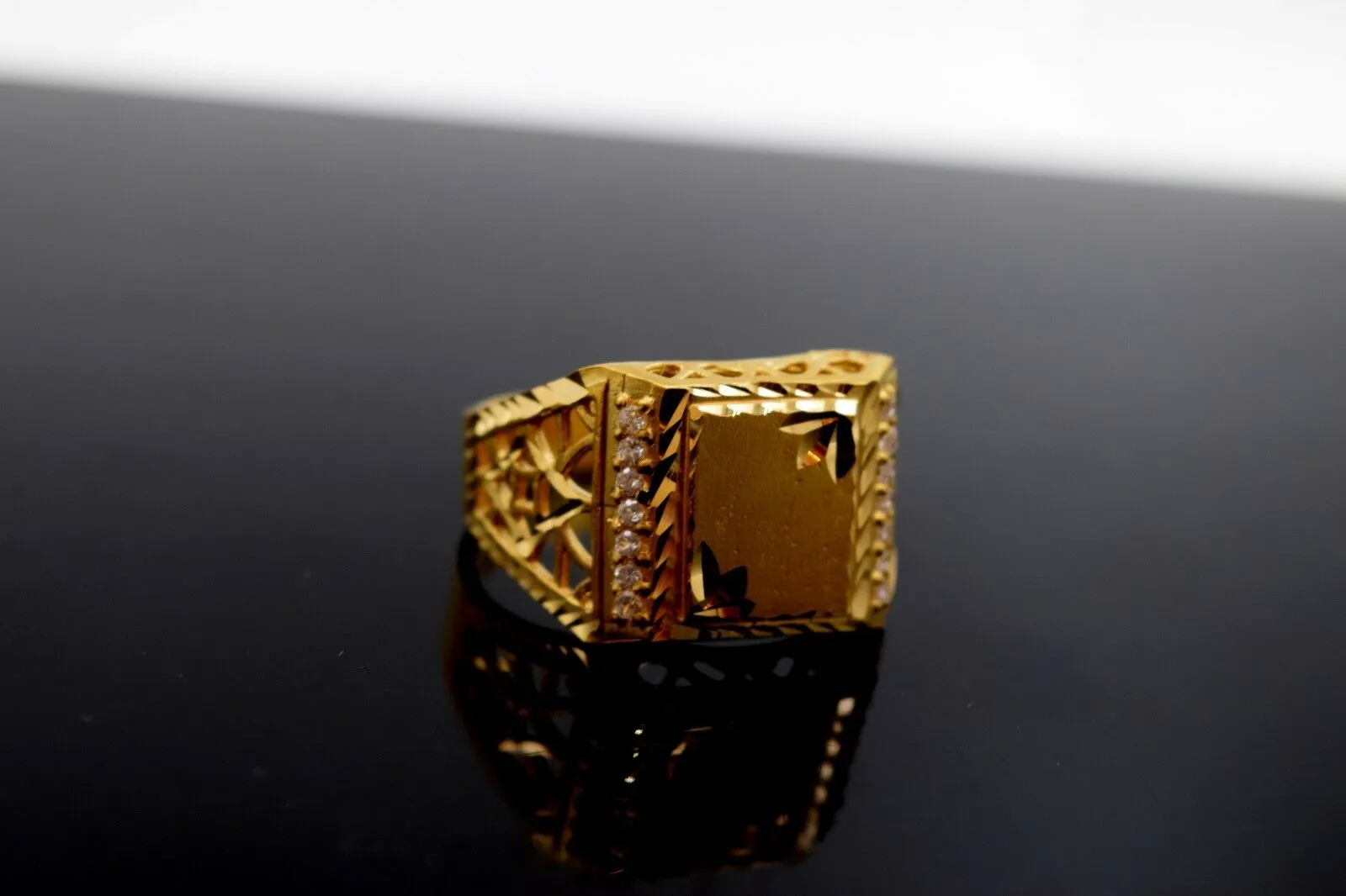 22k 22ct Solid Gold ELEGANT Charm Mens Simple Ring SIZE 11.5 RESIZABLE r1766