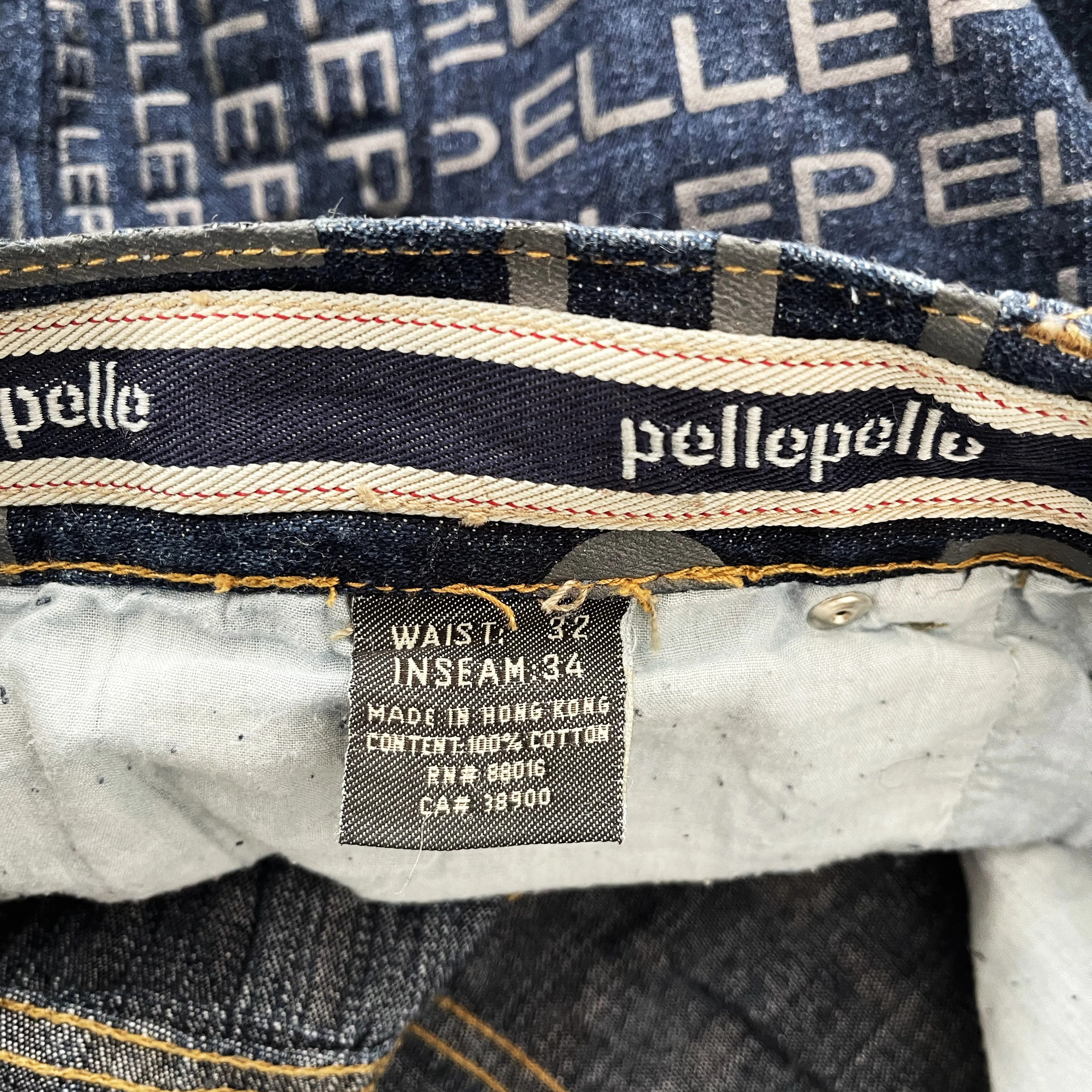 90's Pelle Pelle Monogram Jeans - W32"