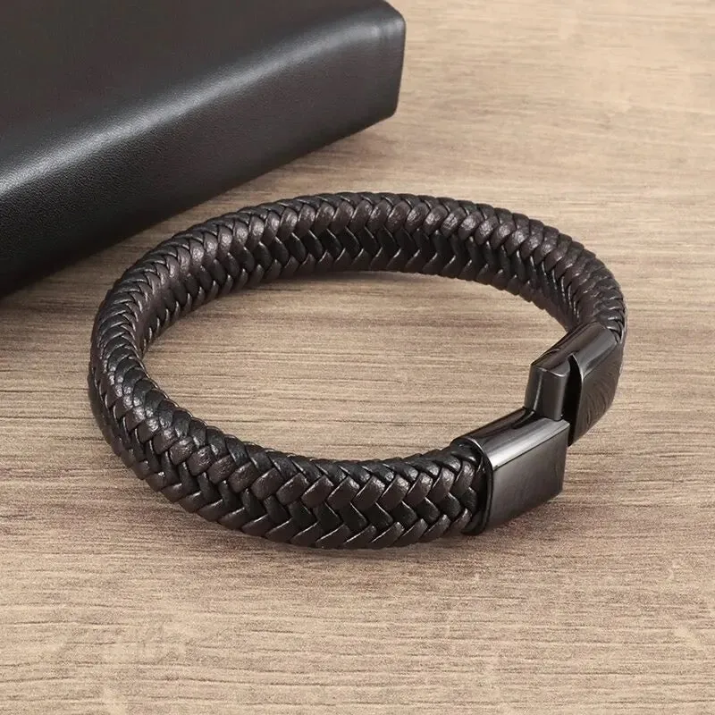 Classic Single Layer Two Tone Hand Braided Leather Bracelet with Magnetic Buckle Mens Charm Bangle Casual Party Cuff Jewelry