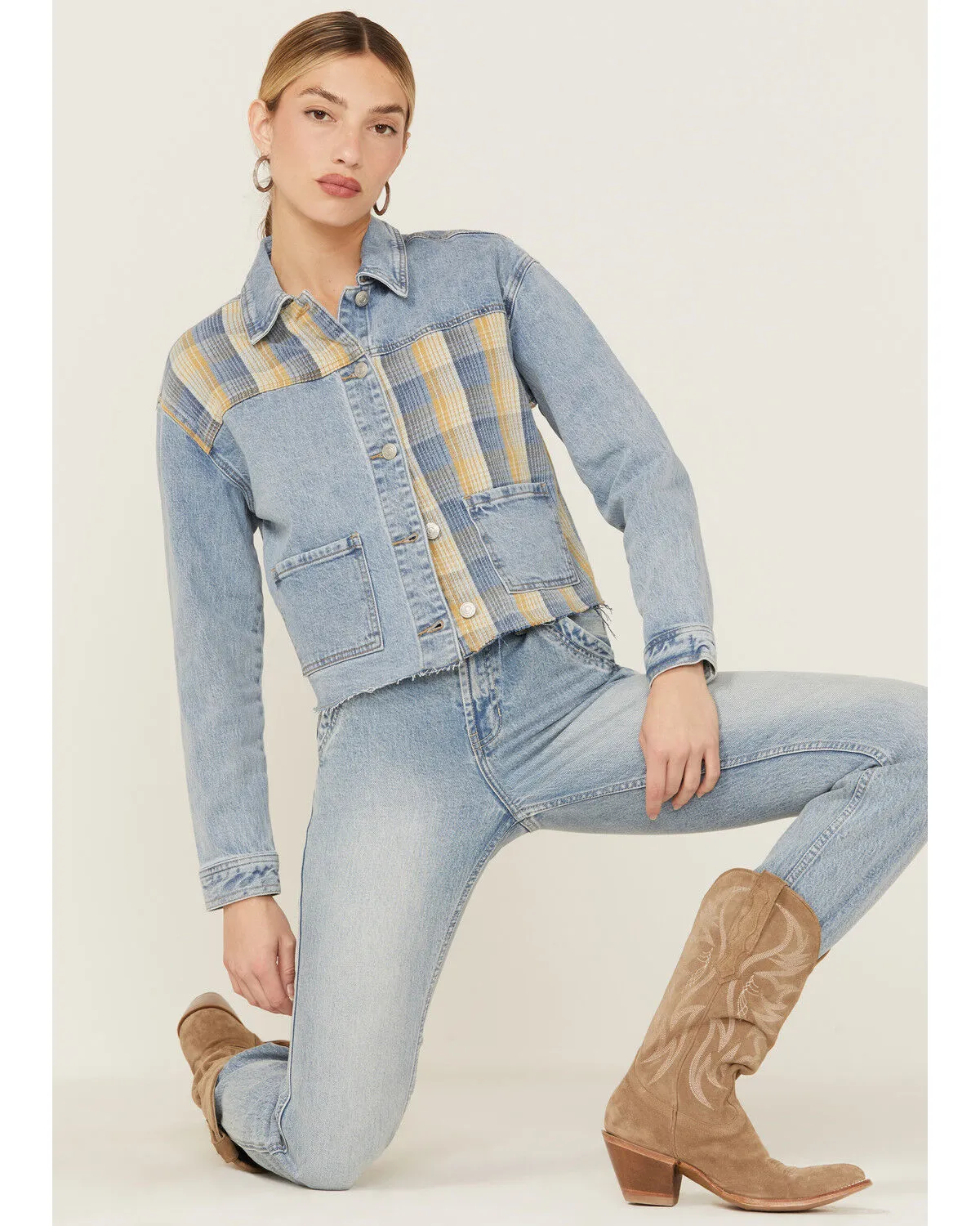 Cleo + Wolf Women's Oversized Plaid Mix Denim Cropped Jacket