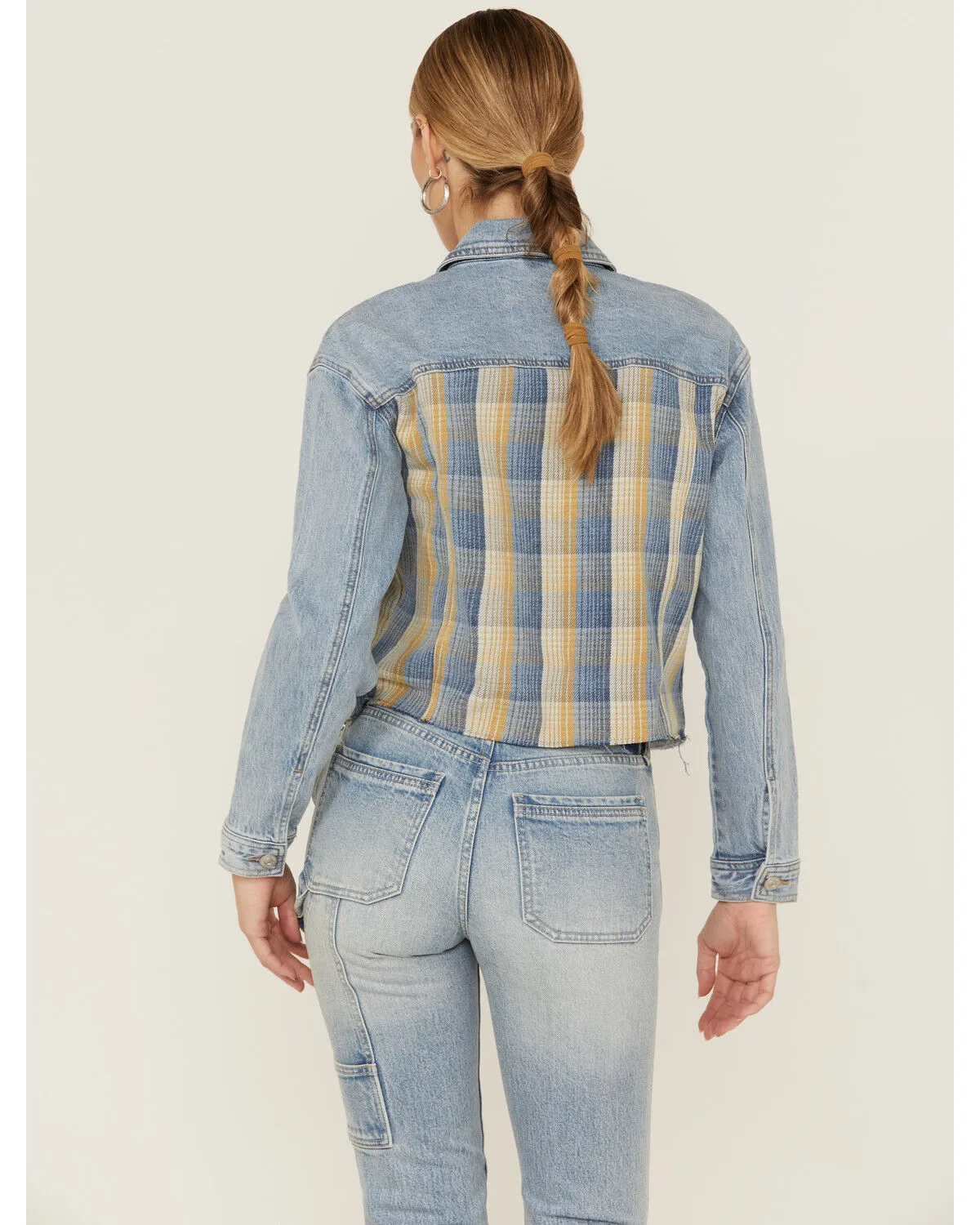 Cleo + Wolf Women's Oversized Plaid Mix Denim Cropped Jacket