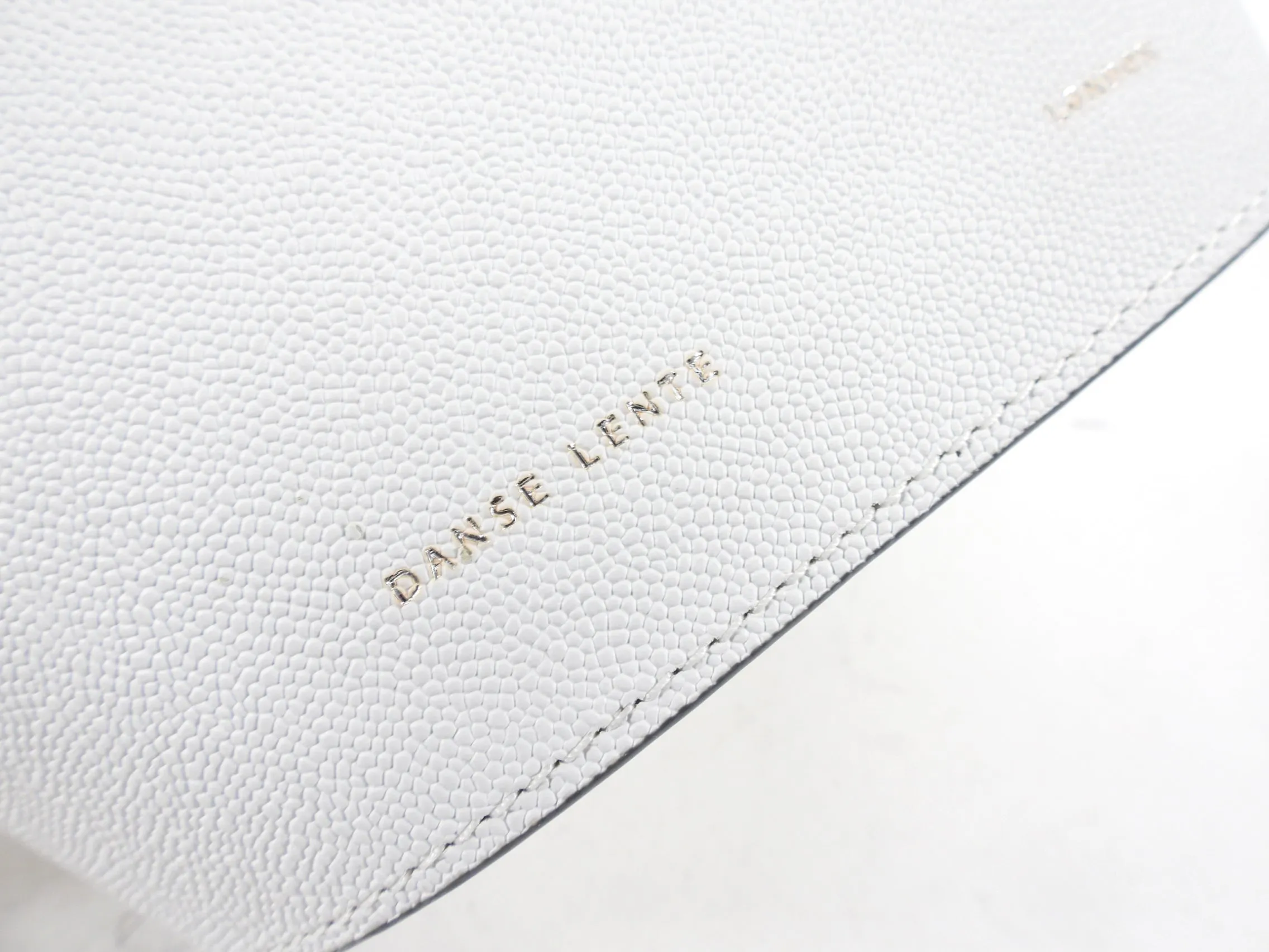 Danse Lente White Johnny Bag