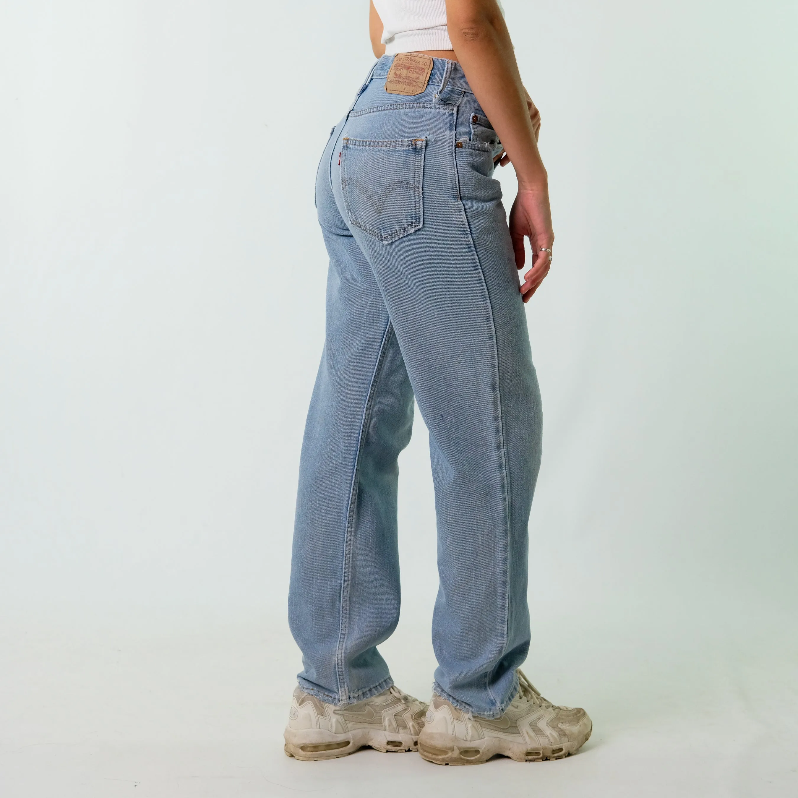 Light Blue y2ks Levi's Denim Jeans Baggy Pants (28x32)