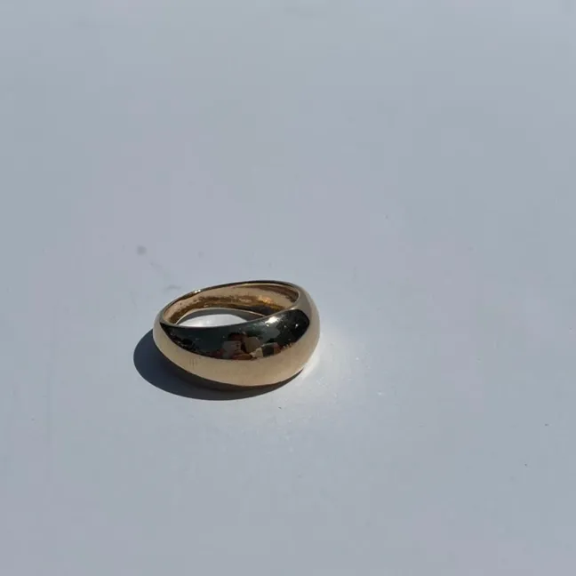 MADDY GOLD WIDE BAND RING