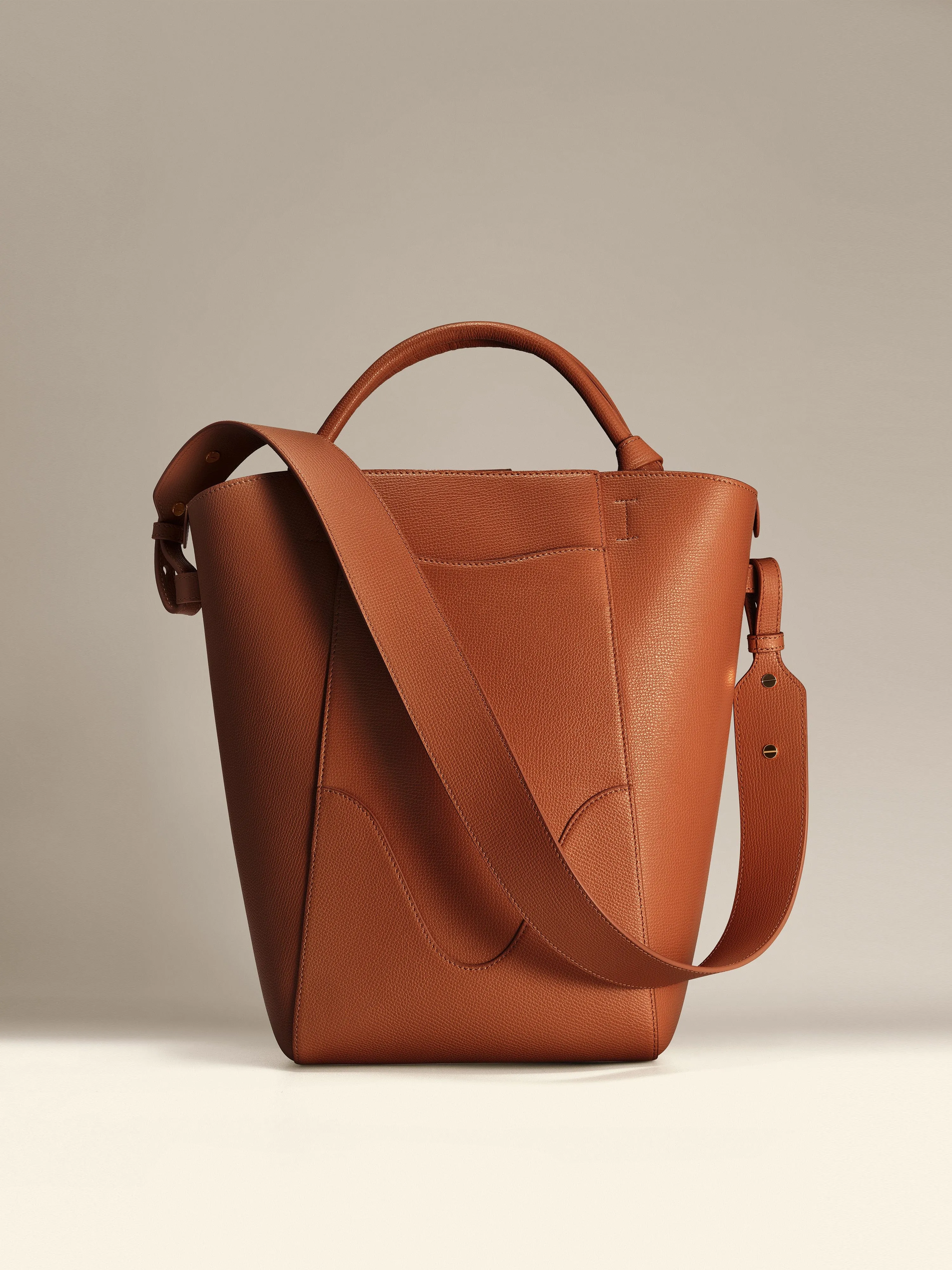 Marina Bucket Bag Chestnut