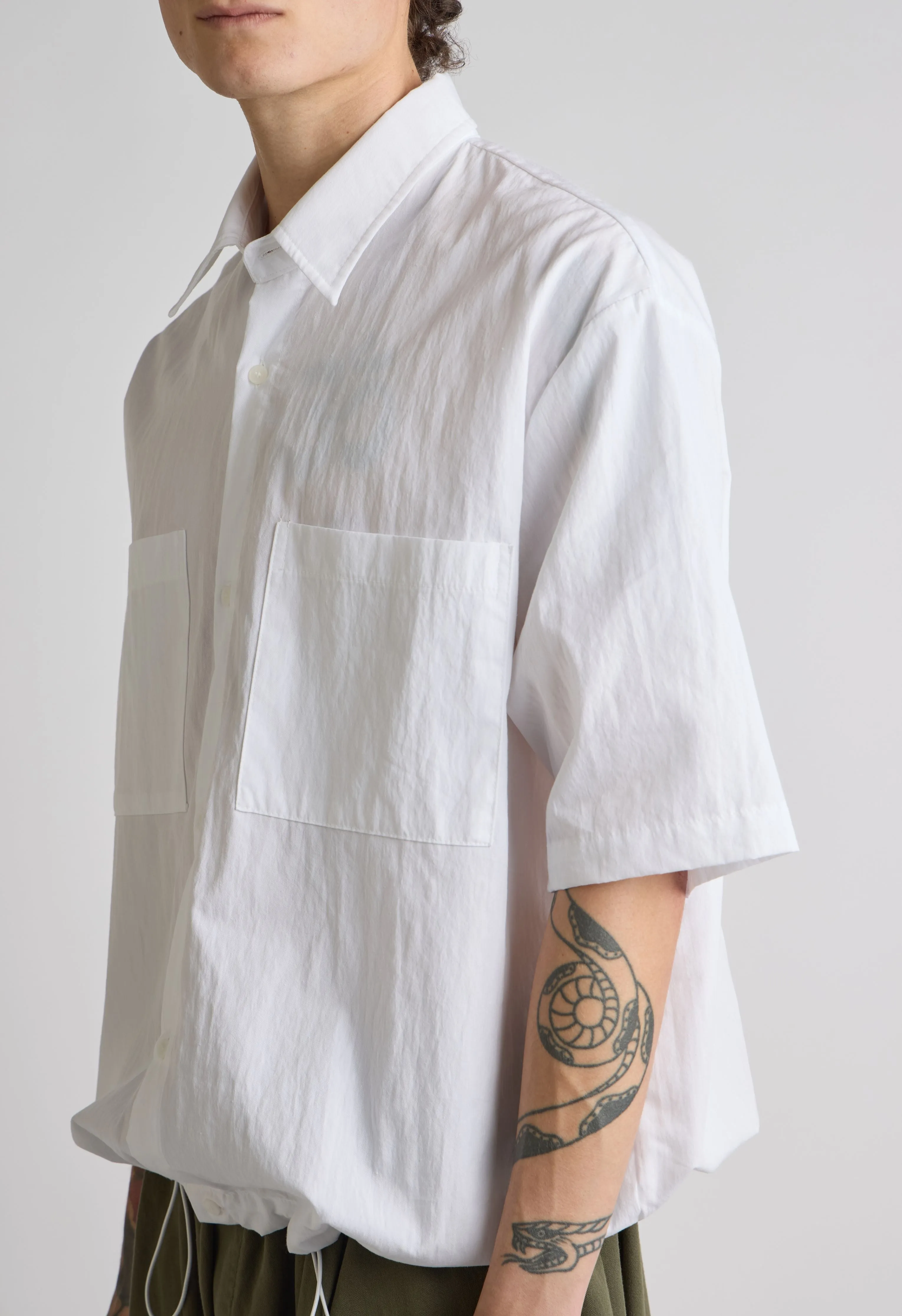 Men's Adjustable Waist Button Up in White