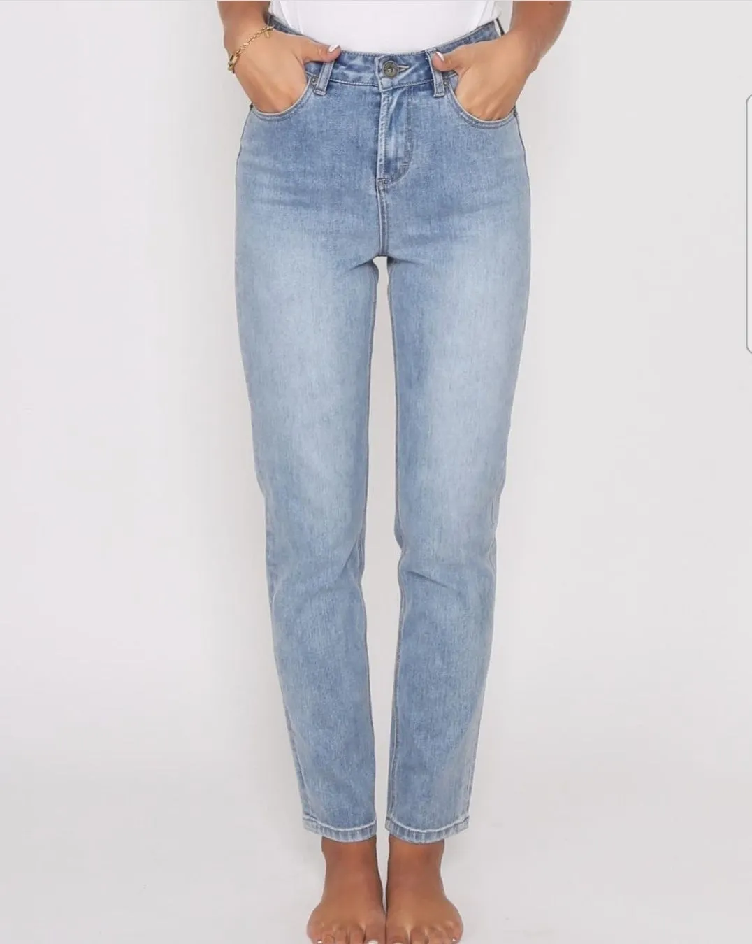 Olivia Mom Jean