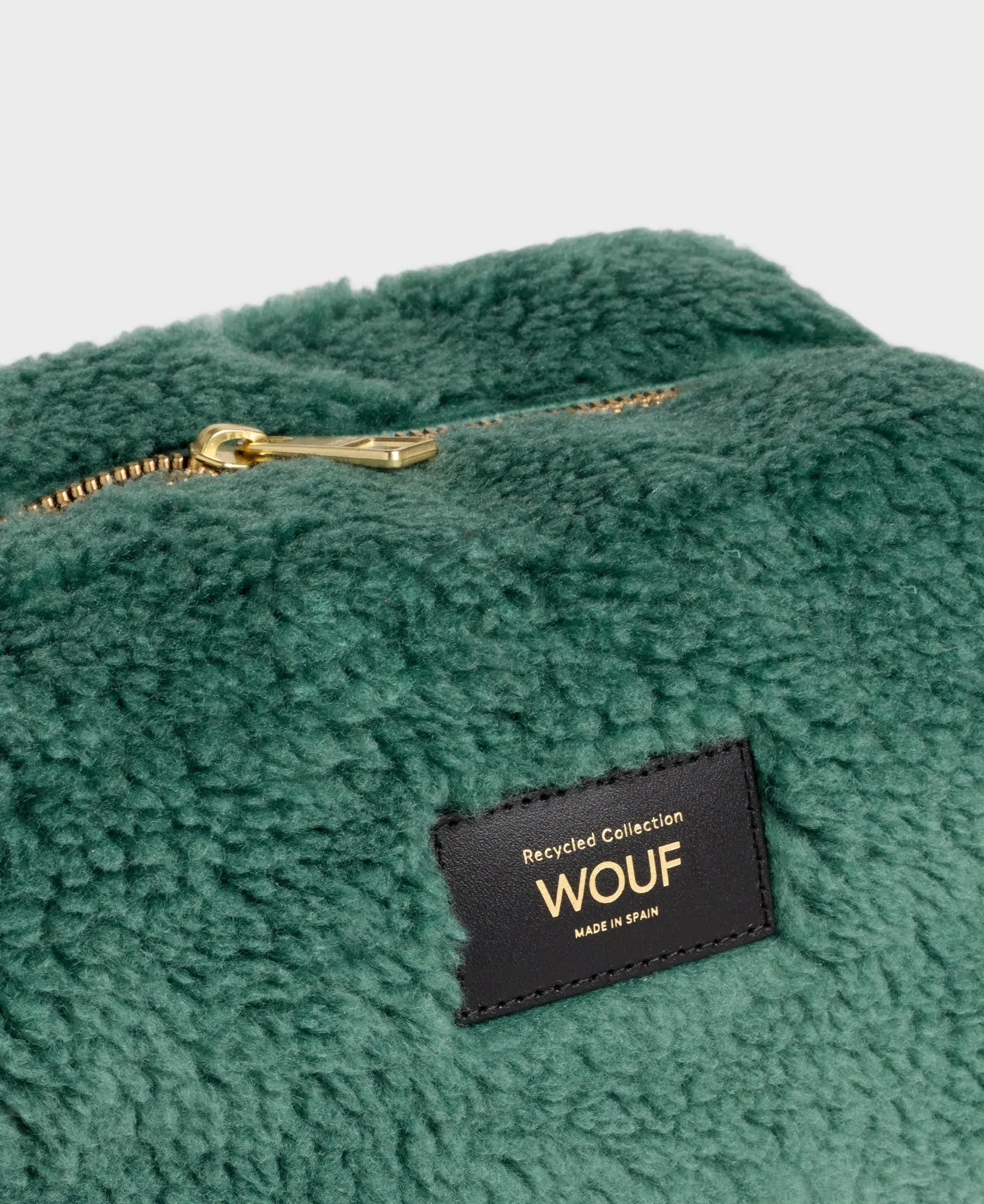 Wouf   Moss Toiletry Bag